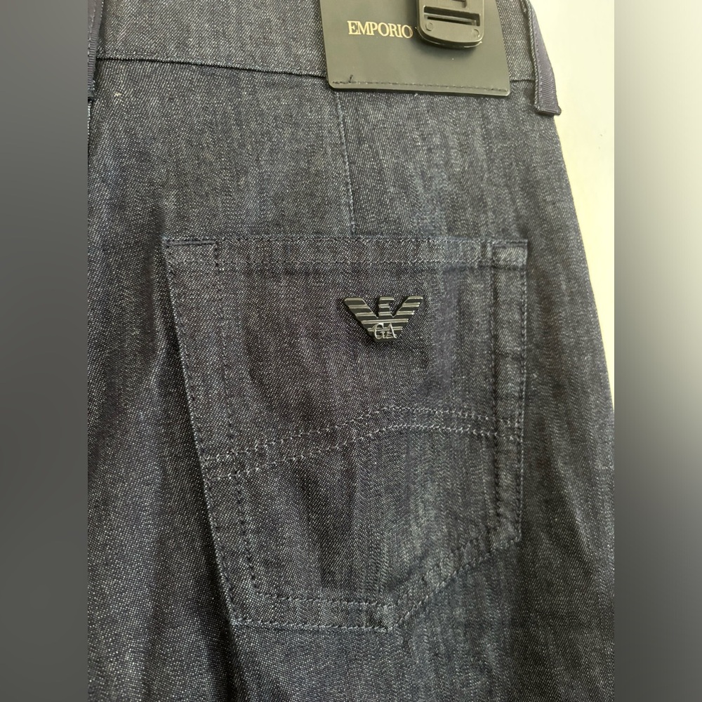 Emporio Armani size 28